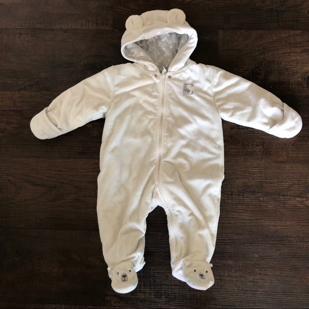 Not for sale✨Baby Winter Bear Suit 6-9 Months
